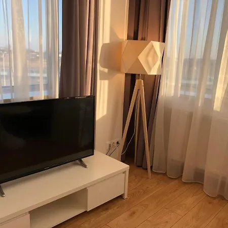 Aleje Jerozolimskie *