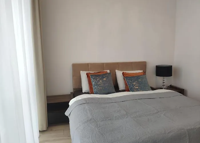 Aleje Jerozolimskie Apartman Varsó