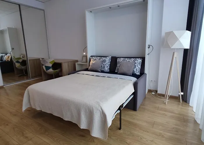 Aleje Jerozolimskie *