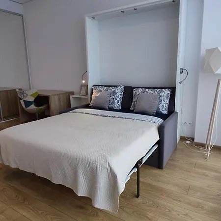 Aleje Jerozolimskie *