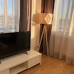 Aleje Jerozolimskie *