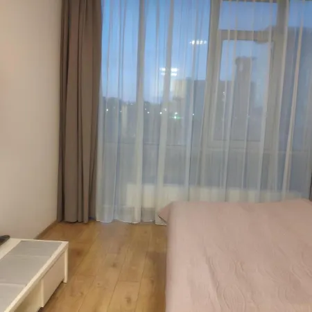 Aleje Jerozolimskie شقة وارسو